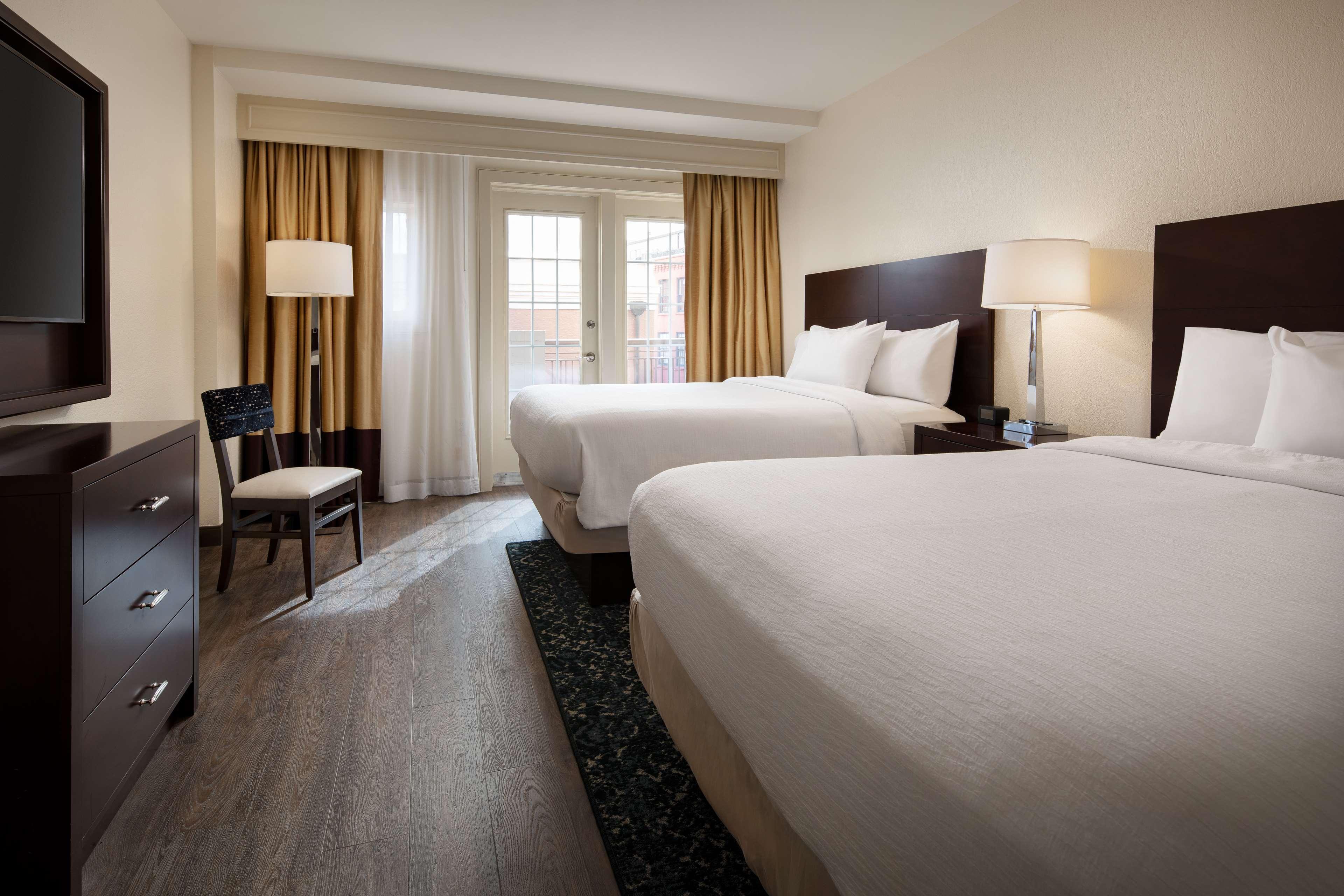 เอ็มบาสซี สวีท บาย ฮิลตัน นิวออร์ลีนส์ Hotel ภายนอก รูปภาพ