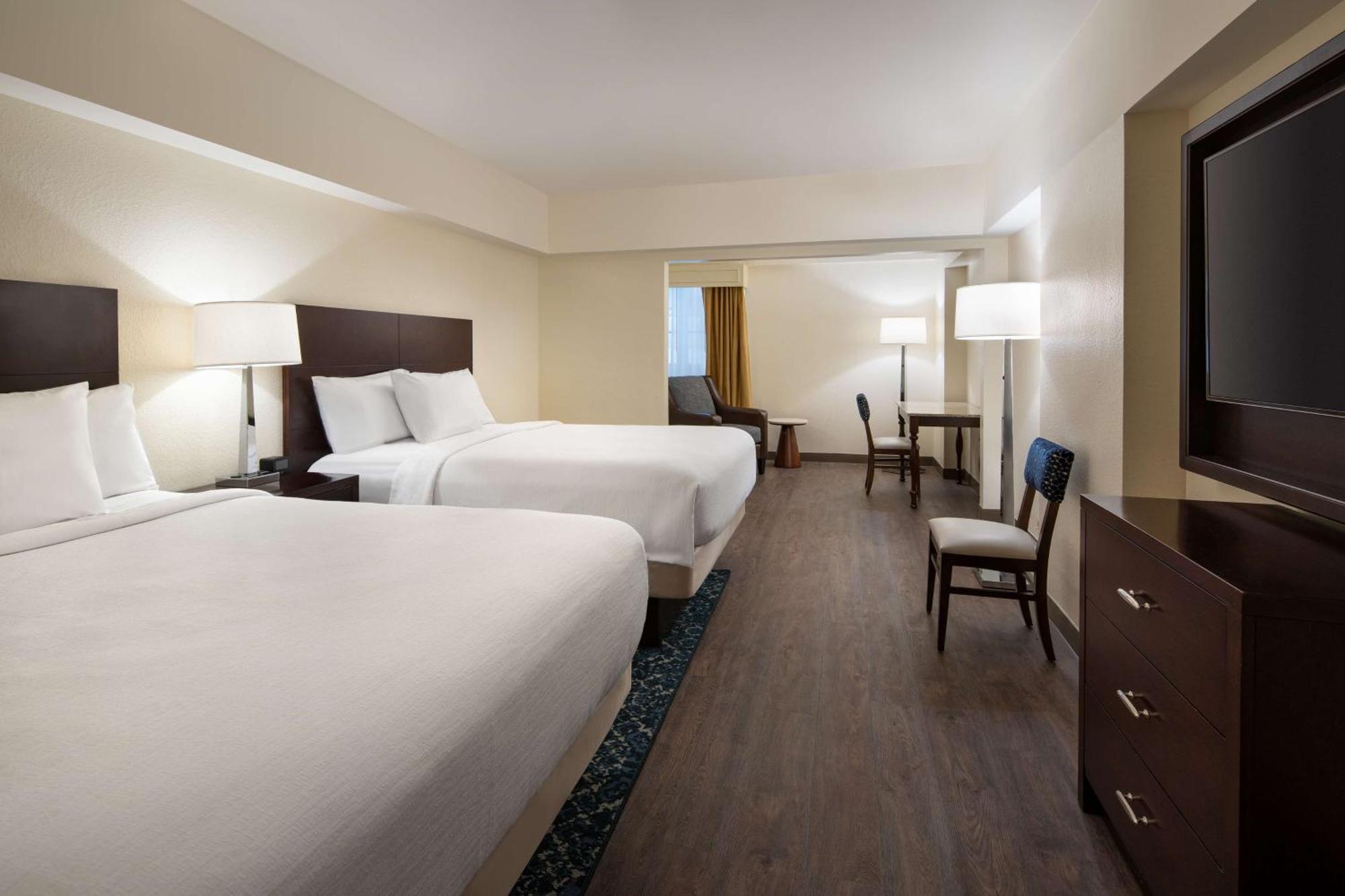 เอ็มบาสซี สวีท บาย ฮิลตัน นิวออร์ลีนส์ Hotel ภายนอก รูปภาพ